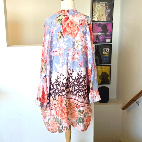 🏷️Anthropologie Love Kyla IZZIE Floral Kimono S-2X - Picture 7 of 12